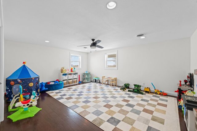 1189 County Road 200 E Road, Seymour, IL 61875