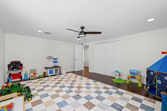 1189 County Road 200 E Road, Seymour, IL 61875