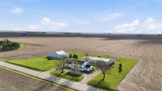1189 County Road 200 E Road, Seymour, IL 61875
