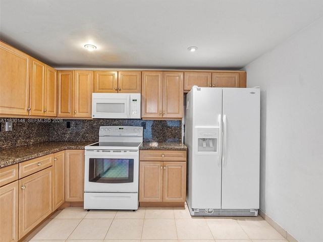 210 174th Street 2005, Sunny Isles Beach, FL 33160