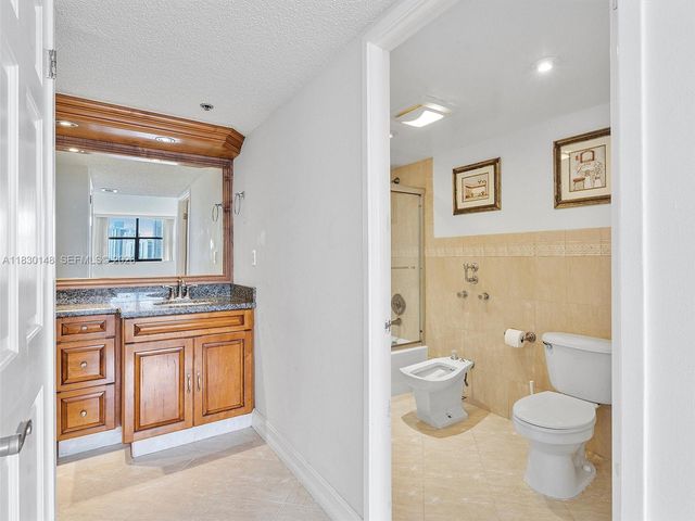 210 174th Street 2005, Sunny Isles Beach, FL 33160