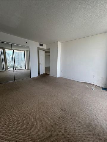 210 174th Street 2005, Sunny Isles Beach, FL 33160