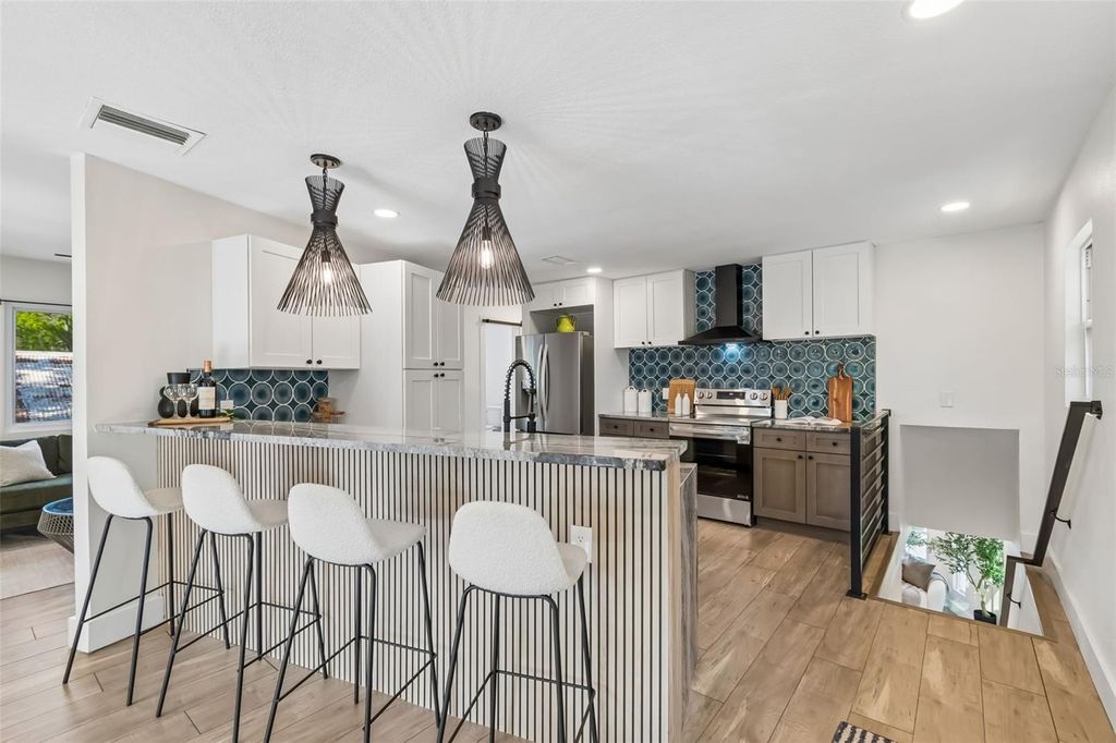 Image 25 of property listing at 7418 SEAGULL WAY, Tampa, FL 33635