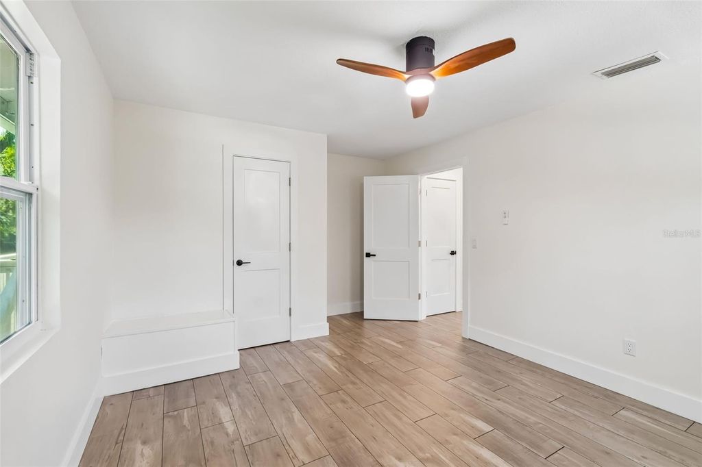 Image 41 of property listing at 7418 SEAGULL WAY, Tampa, FL 33635