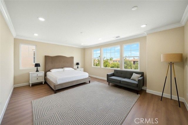 81 Pelican Lane, Irvine, CA 92618