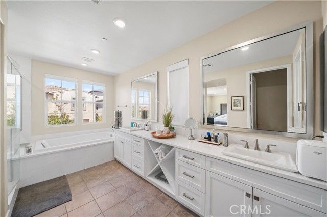 81 Pelican Lane, Irvine, CA 92618