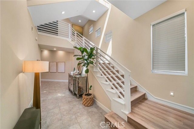 81 Pelican Lane, Irvine, CA 92618