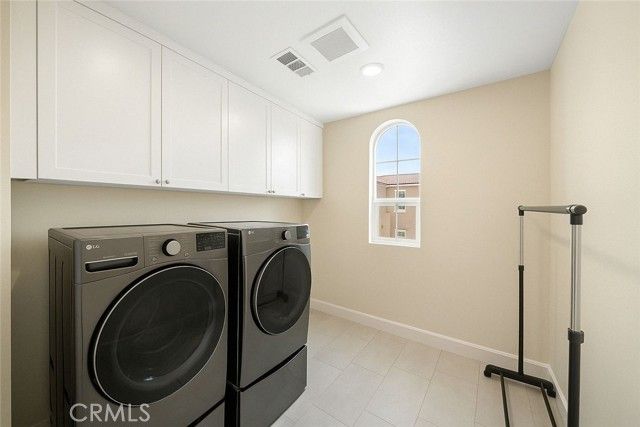 81 Pelican Lane, Irvine, CA 92618