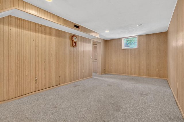 1204 Hol Hi Drive, Kalamazoo, MI 49008
