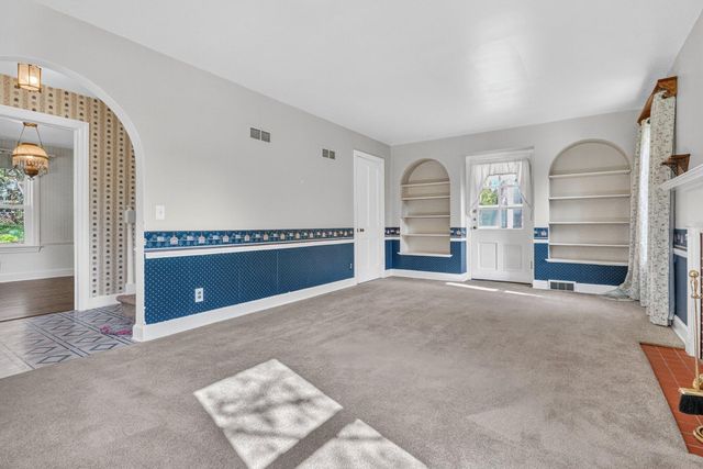 1204 Hol Hi Drive, Kalamazoo, MI 49008