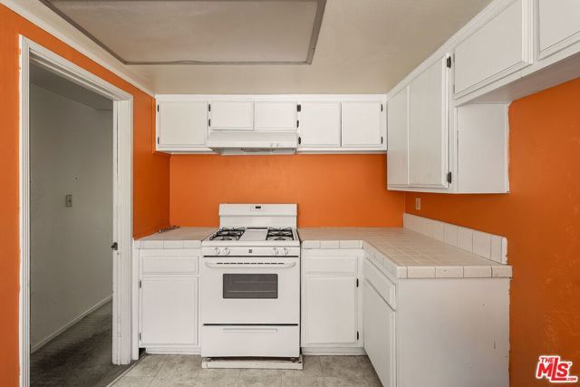 104 N Atlantic Boulevard, Alhambra, CA 91801