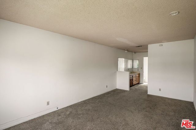 104 N Atlantic Boulevard, Alhambra, CA 91801