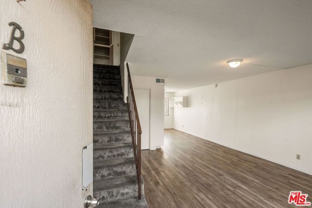 104 N Atlantic Boulevard, Alhambra, CA 91801