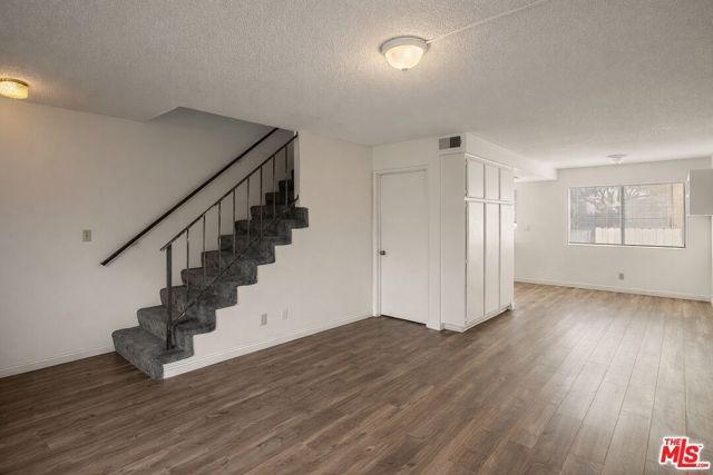 104 N Atlantic Boulevard, Alhambra, CA 91801