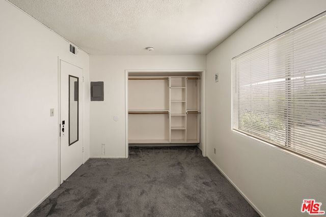 104 N Atlantic Boulevard, Alhambra, CA 91801