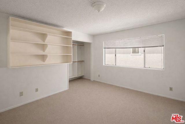 104 N Atlantic Boulevard, Alhambra, CA 91801