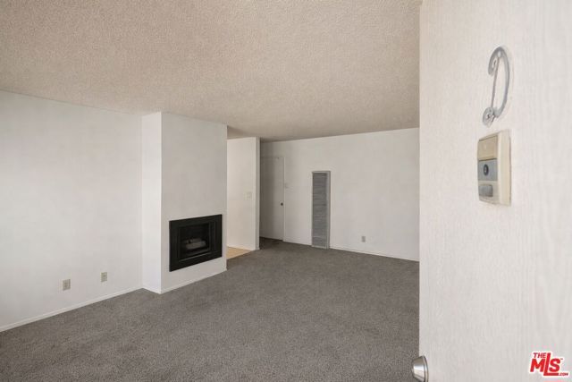 104 N Atlantic Boulevard, Alhambra, CA 91801