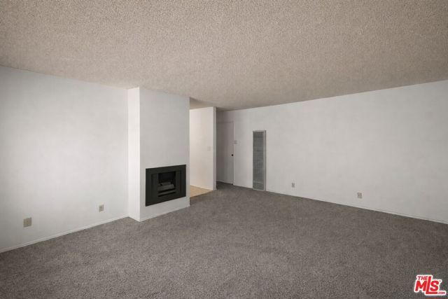 104 N Atlantic Boulevard, Alhambra, CA 91801