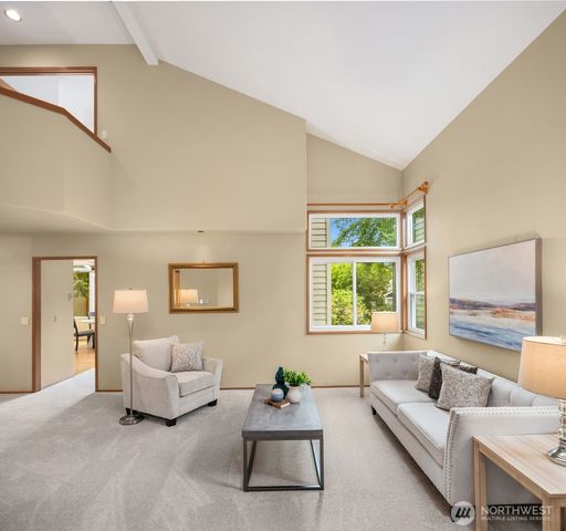 24213 SE 38th Place, Sammamish, WA 98029