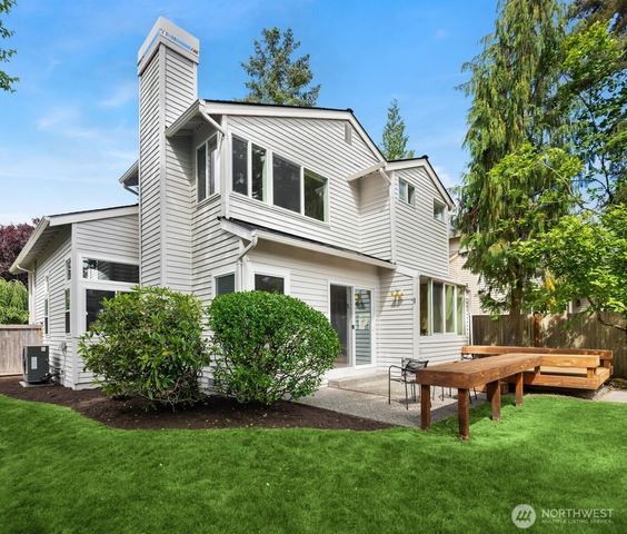 24213 SE 38th Place, Sammamish, WA 98029