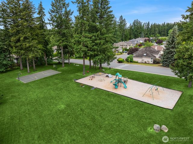 24213 SE 38th Place, Sammamish, WA 98029