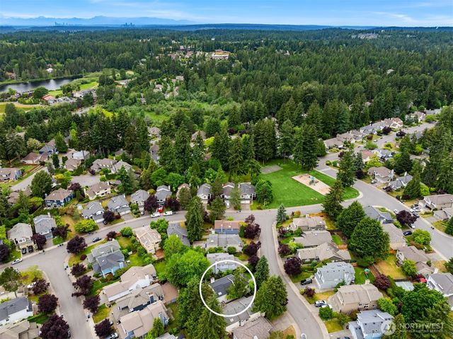 24213 SE 38th Place, Sammamish, WA 98029