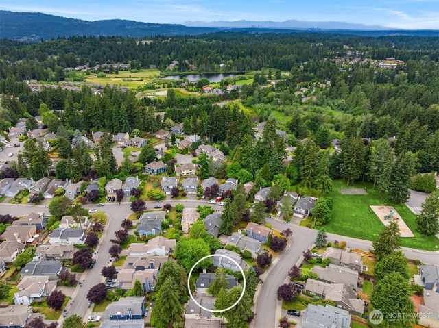 24213 SE 38th Place, Sammamish, WA 98029