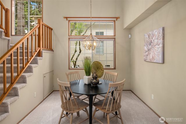 24213 SE 38th Place, Sammamish, WA 98029