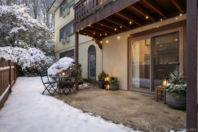 18 Granada Crescent 13, White Plains, NY 10603