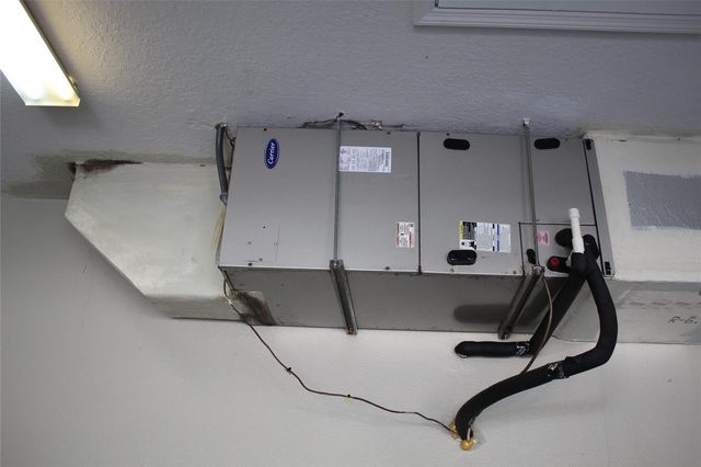 671 W CADILLAC DRIVE, Altamonte Springs, FL 32714