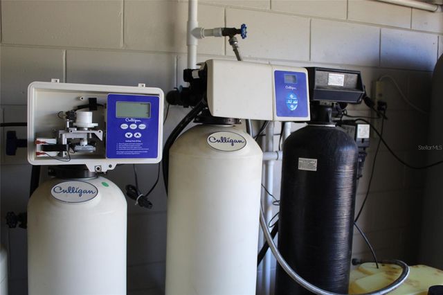 671 W CADILLAC DRIVE, Altamonte Springs, FL 32714