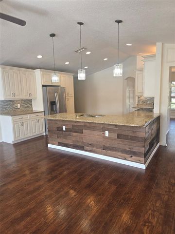 671 W CADILLAC DRIVE, Altamonte Springs, FL 32714