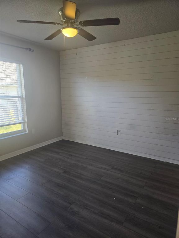 Image 22 of property listing at 671 W CADILLAC DRIVE, Altamonte Springs, FL 32714