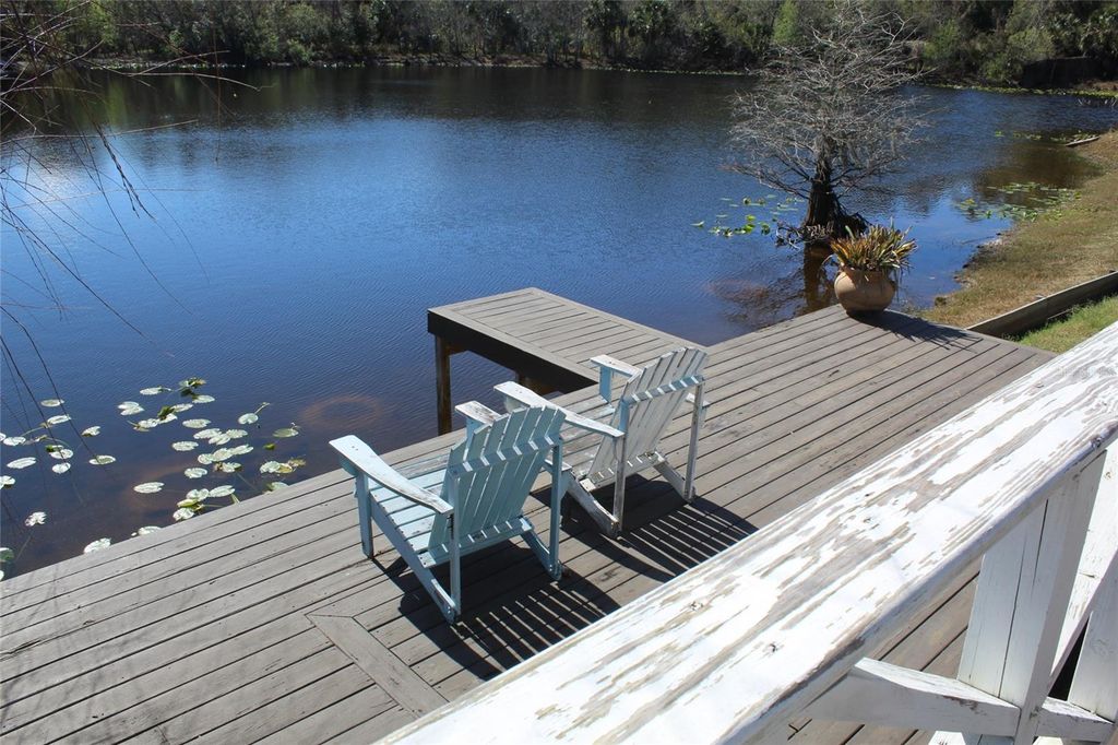 Image 36 of property listing at 671 W CADILLAC DRIVE, Altamonte Springs, FL 32714