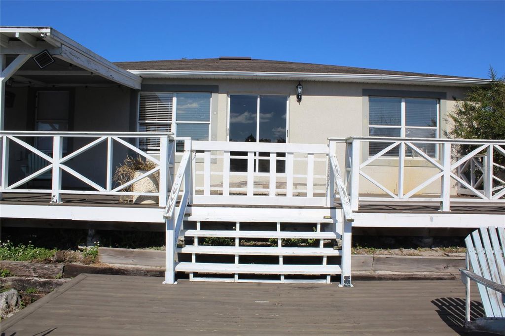 Image 40 of property listing at 671 W CADILLAC DRIVE, Altamonte Springs, FL 32714