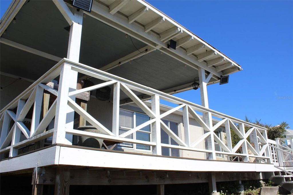 Image 43 of property listing at 671 W CADILLAC DRIVE, Altamonte Springs, FL 32714