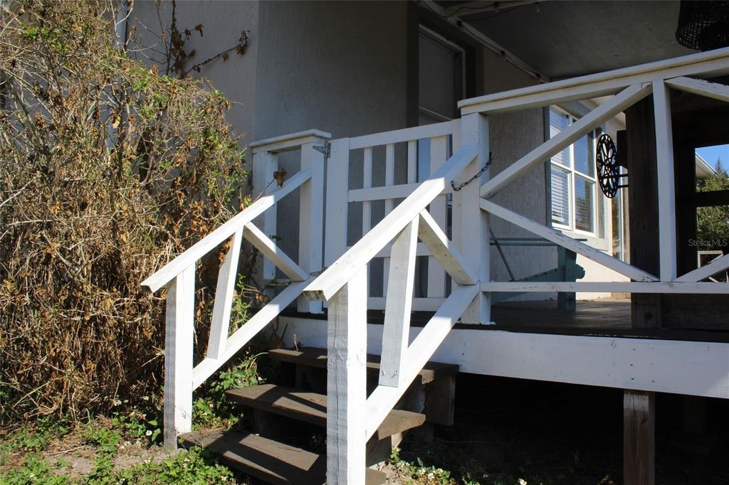 Image 47 of property listing at 671 W CADILLAC DRIVE, Altamonte Springs, FL 32714