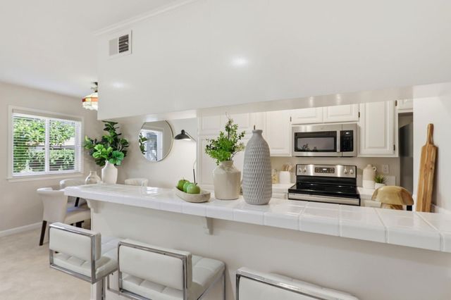 287 Watson Drive 2, Campbell, CA 95008