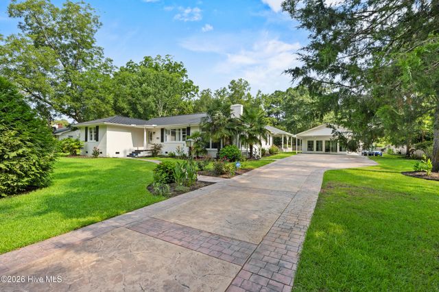 123 Laurel Drive, Wilmington, NC 28401