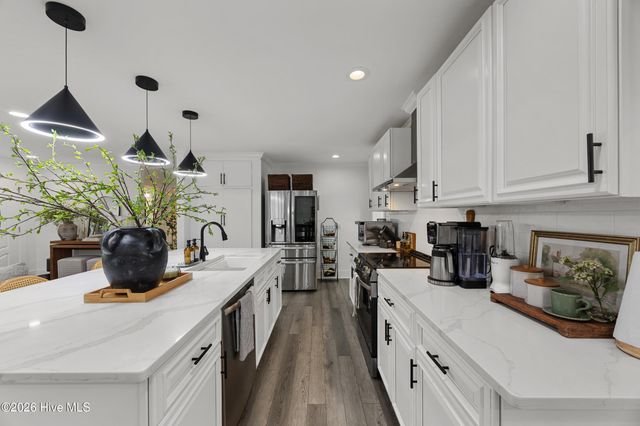 123 Laurel Drive, Wilmington, NC 28401