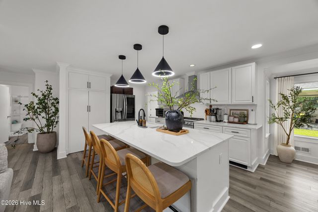 123 Laurel Drive, Wilmington, NC 28401