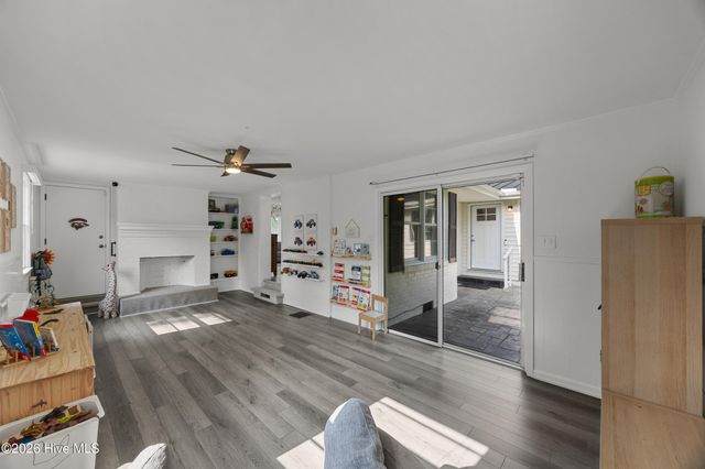 123 Laurel Drive, Wilmington, NC 28401