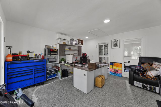 123 Laurel Drive, Wilmington, NC 28401