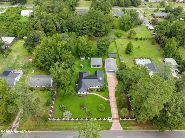 123 Laurel Drive, Wilmington, NC 28401