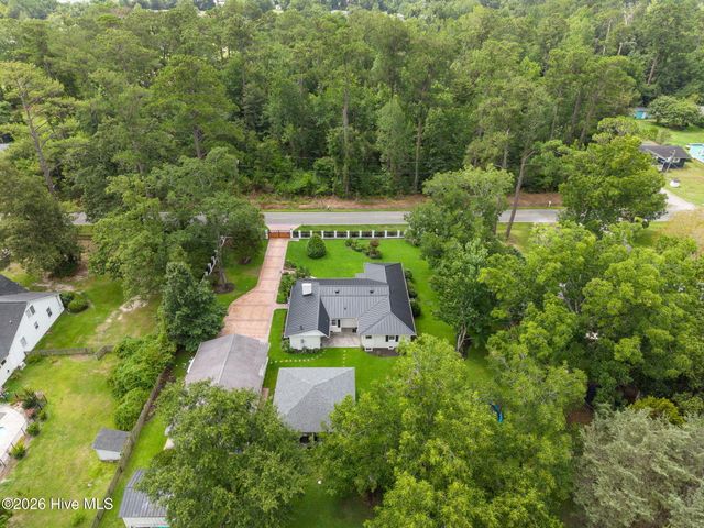 123 Laurel Drive, Wilmington, NC 28401
