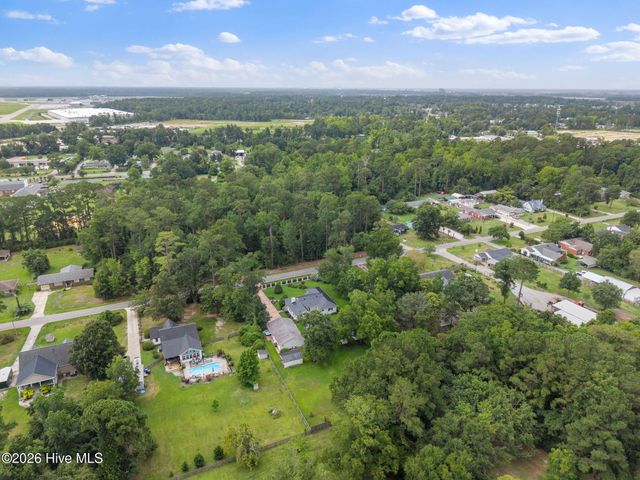 123 Laurel Drive, Wilmington, NC 28401
