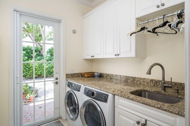1031 River Trail, Indian River Shores, FL 32963