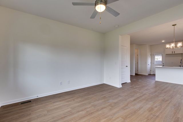 872 Dogwood Trail, Clarksville, TN 37042