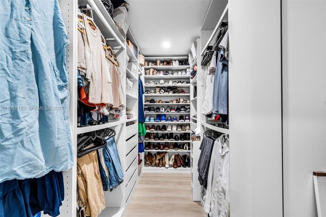 10380 SW 49th Pl, Cooper City, FL 33328