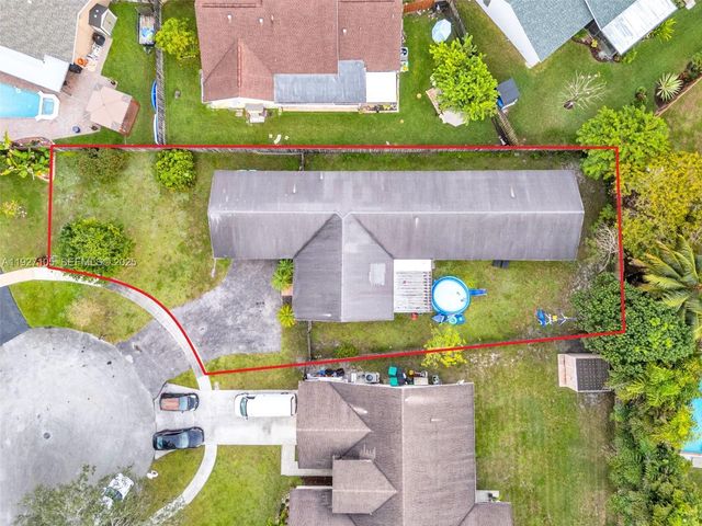 10380 SW 49th Pl, Cooper City, FL 33328